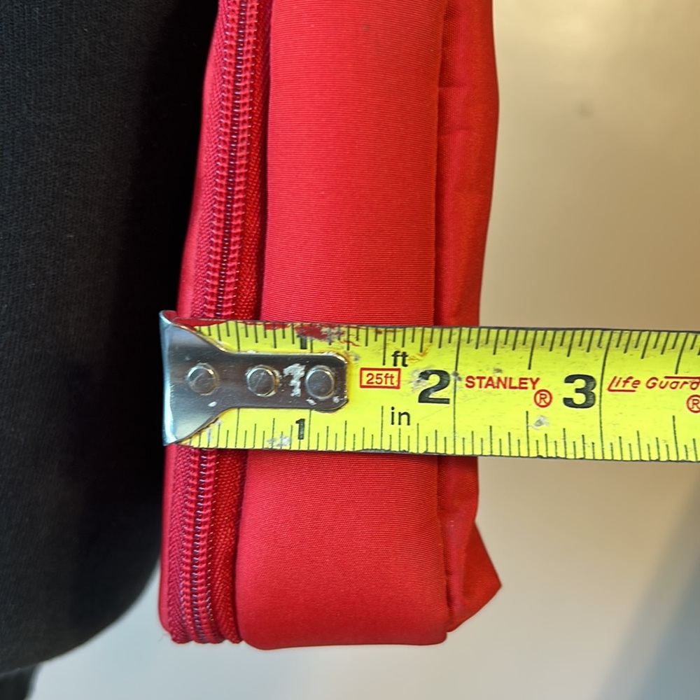 Amanda Smith Small Red Nylon Multi-pocket Crossbody Bag - Picture 11 of 12